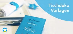 Foto eines festlich eingedeckten Esstischs, im Vordergrund eine Menükarte.
